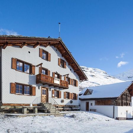 Gasthaus Alpenrose Juf Exterior foto